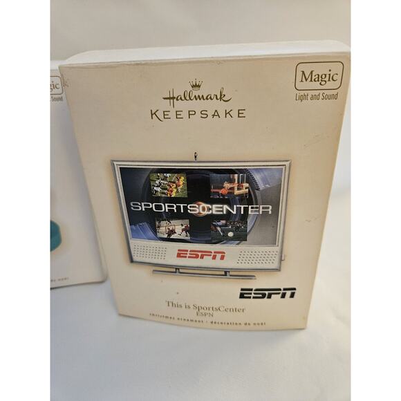 Lot of 3 Hallmark Keepsake ESPN Ornaments, 2007, 2008, 2009 - Picture 5 of 6